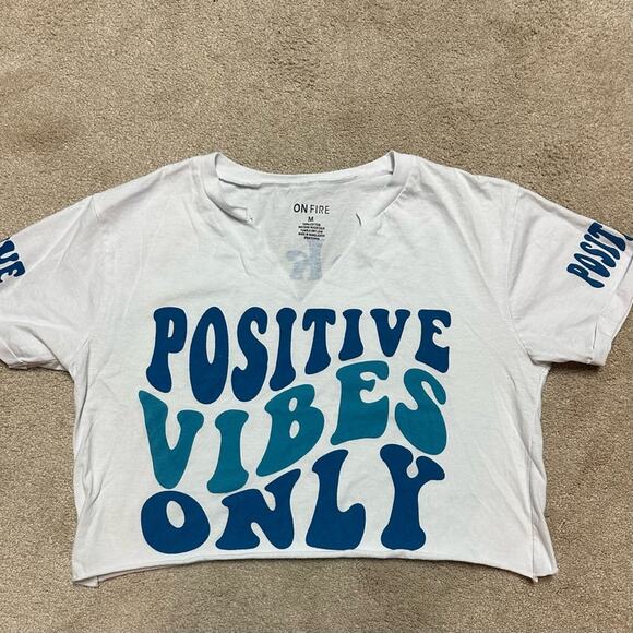 On Fire Positive Vibes Crop T shirt size M - Picture 9 of 10